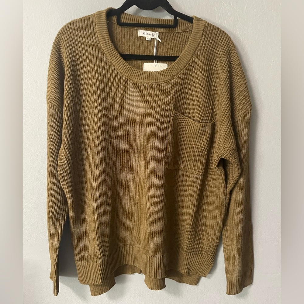 NWT Miracle Cotton Crew Neck Long Sleeves Olive Sweater. Size M/L